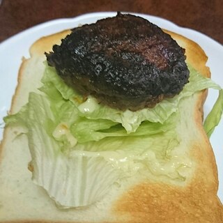 味噌ハンバーグトースト